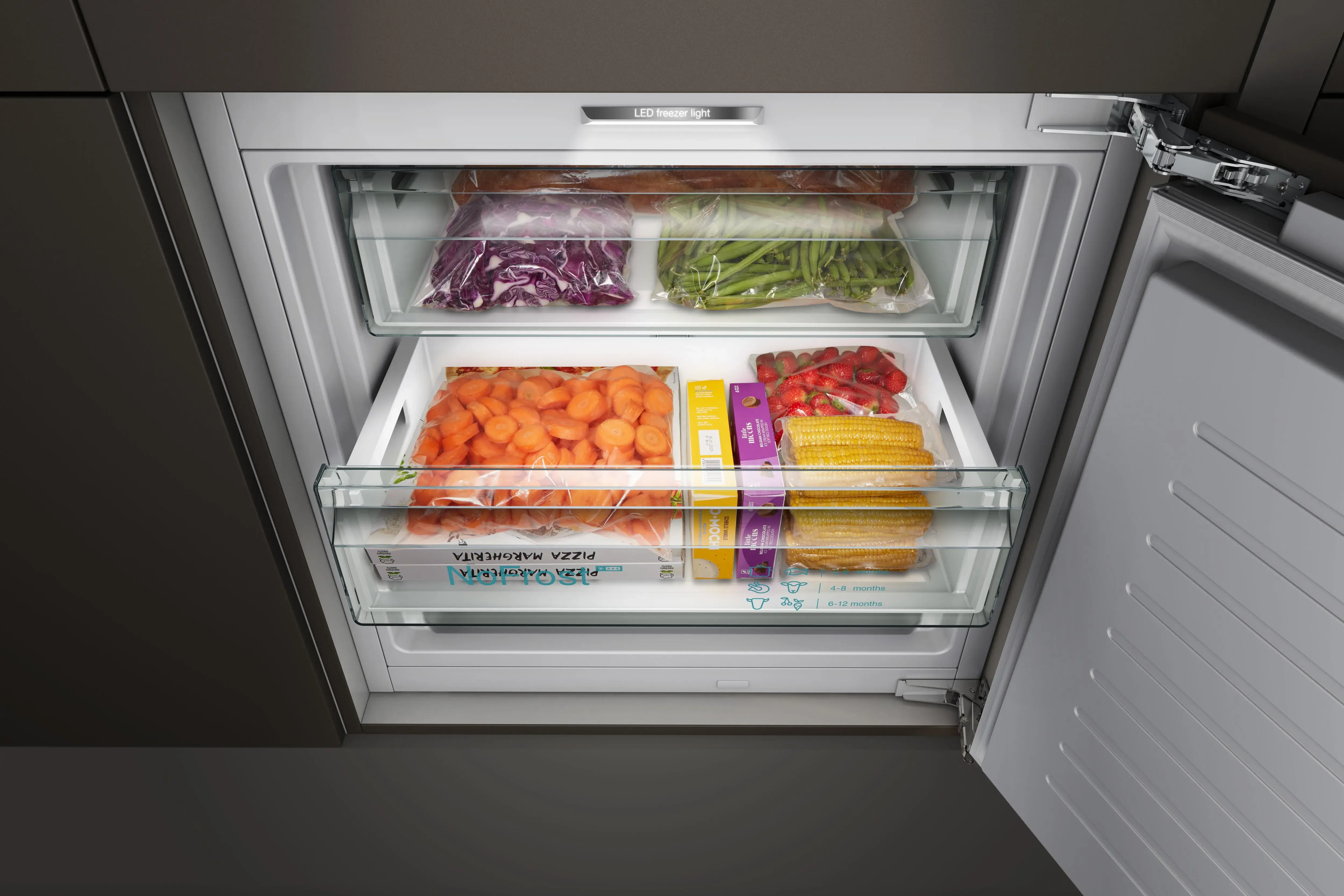 SIEMENS Gefrierschrank freezerLight beleuchteter Auszug